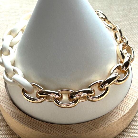 Chico's Gold Tone and White Chunky Link Bracelet - Picture 5 of 6